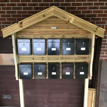 Hovedbilde Postkassestativ