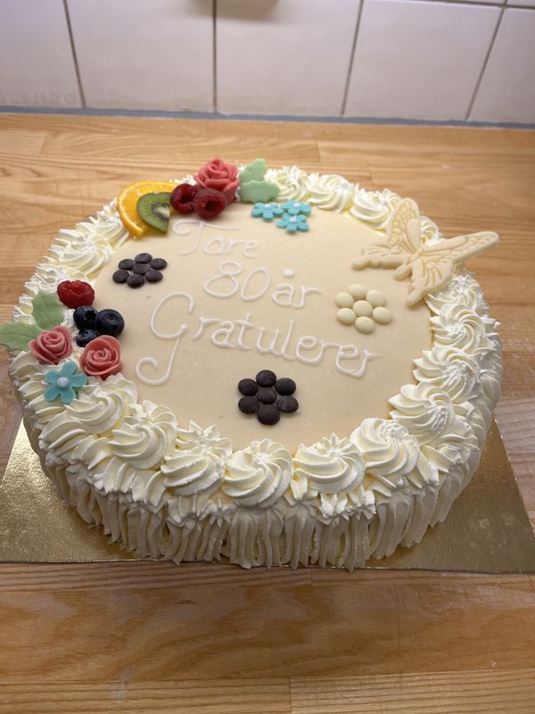 Kake 28 cm 18-20 pers