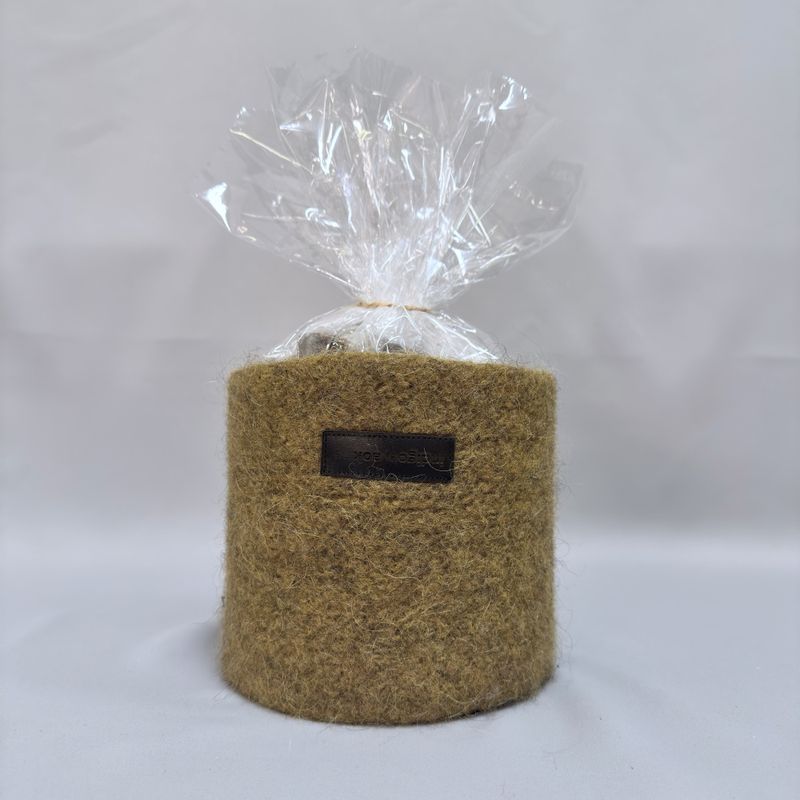 Tennbriketter 1kg i boks tovet, div farger